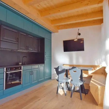 Attic Miralago Mhd Apartment